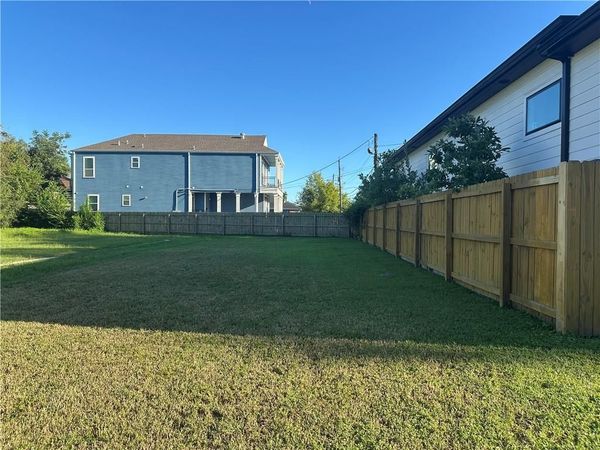 3442 MAGNOLIA Street , New Orleans, LA 70115