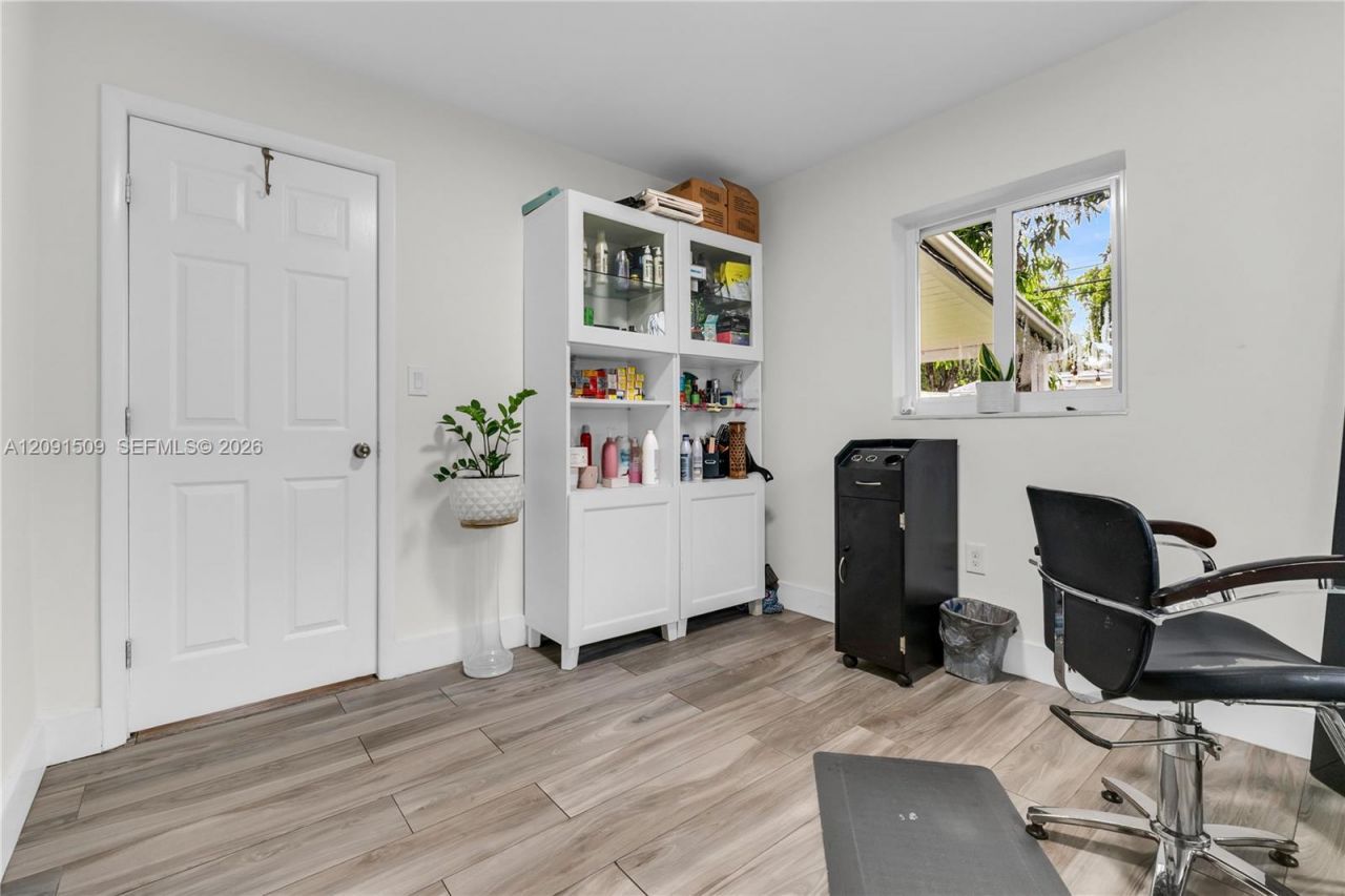 6551 Scott St, Hollywood, FL 33024 Photo
