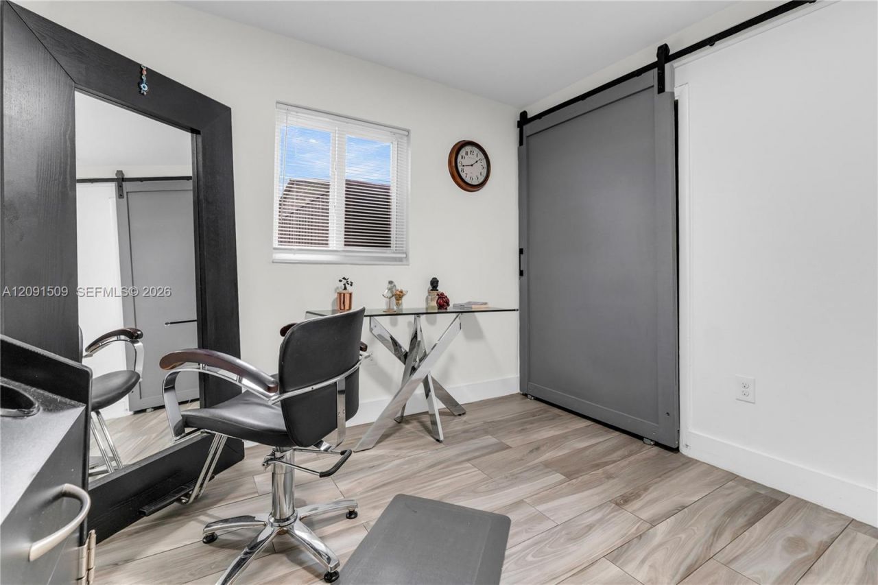 6551 Scott St, Hollywood, FL 33024 Photo