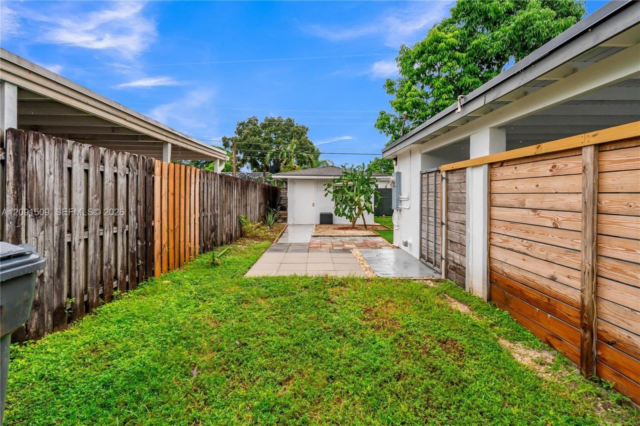 6551 Scott St, Hollywood, FL 33024 Photo