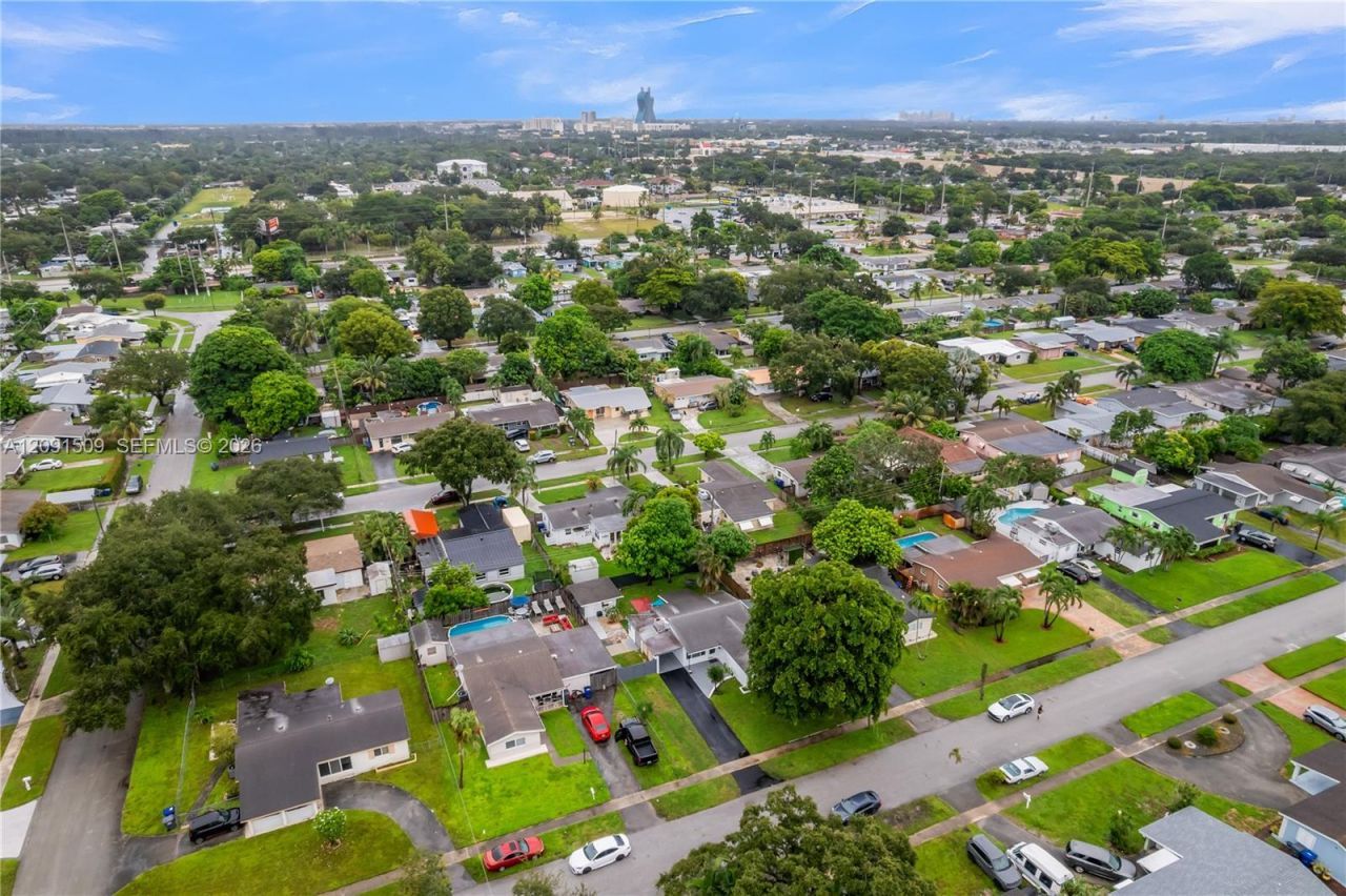 6551 Scott St, Hollywood, FL 33024 Photo