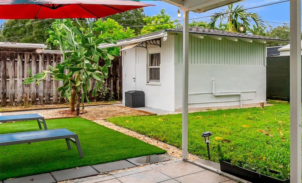 6551 Scott St, Hollywood, FL 33024 Photo