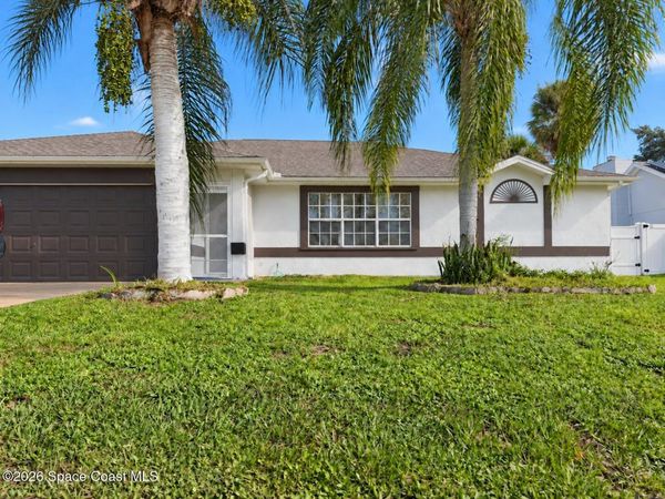 875 Dupont Street NE, Palm Bay, FL 32907
