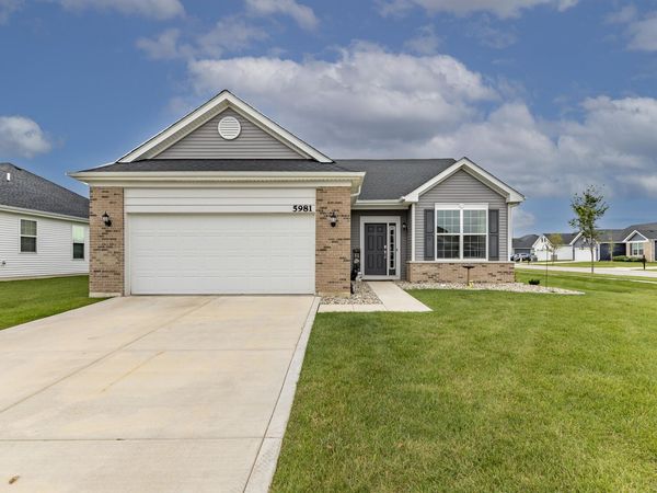 5981 E 116th Avenue , Winfield, IN 46307