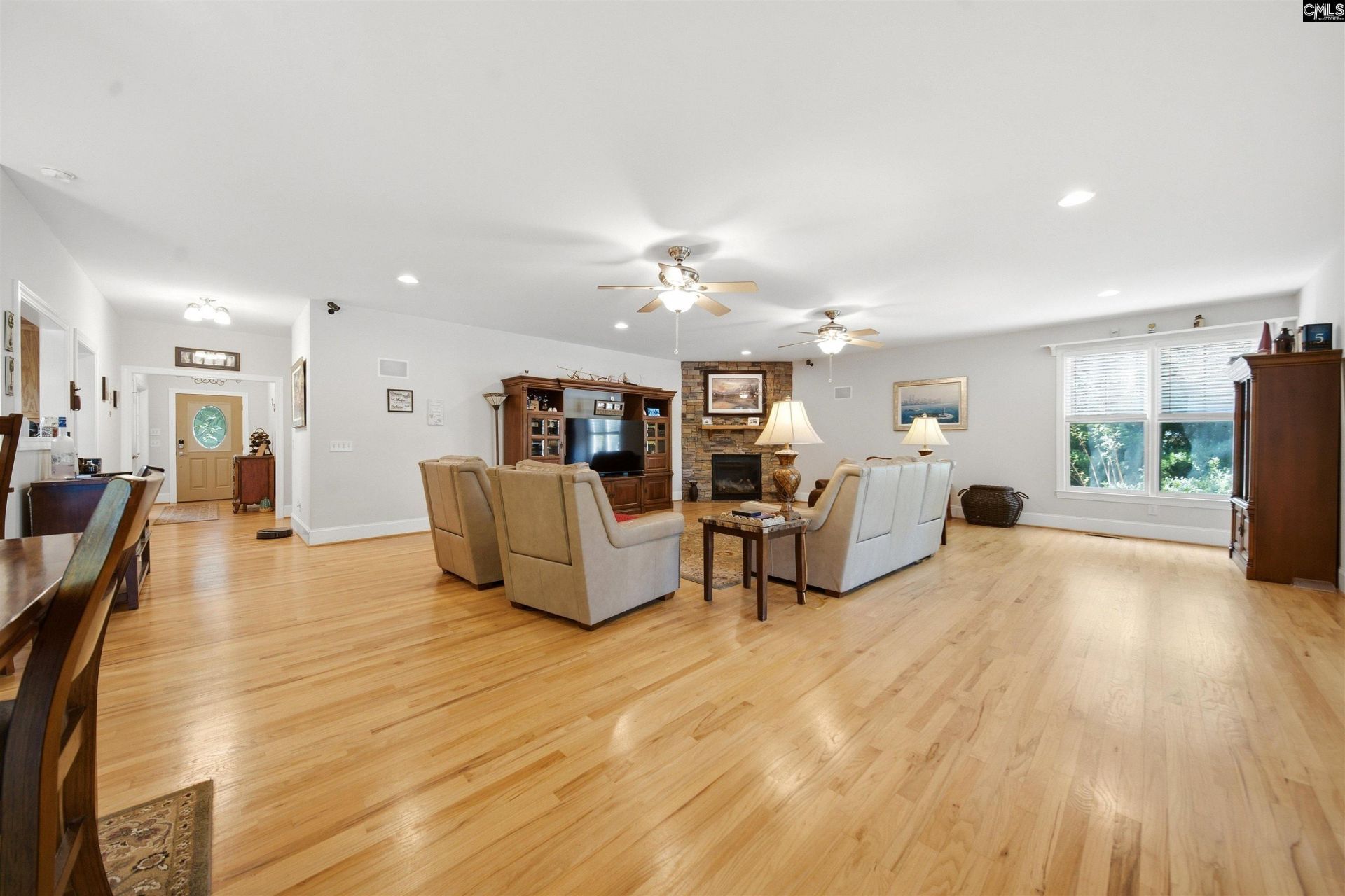 2199 Great North Road Photo 5