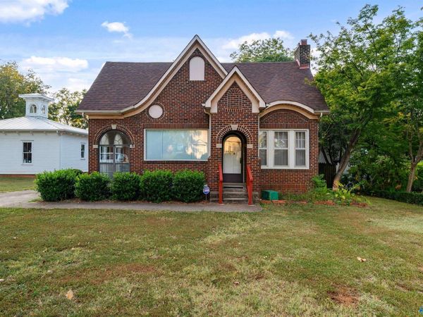 409 North Jefferson Street, Athens, AL 35611