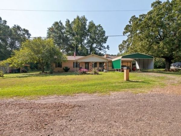 10354 Elder Lane , Dardanelle, AR 72834