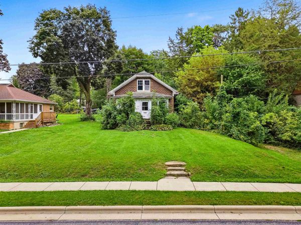 524 Griffith Street, Lake Mills, WI 53551
