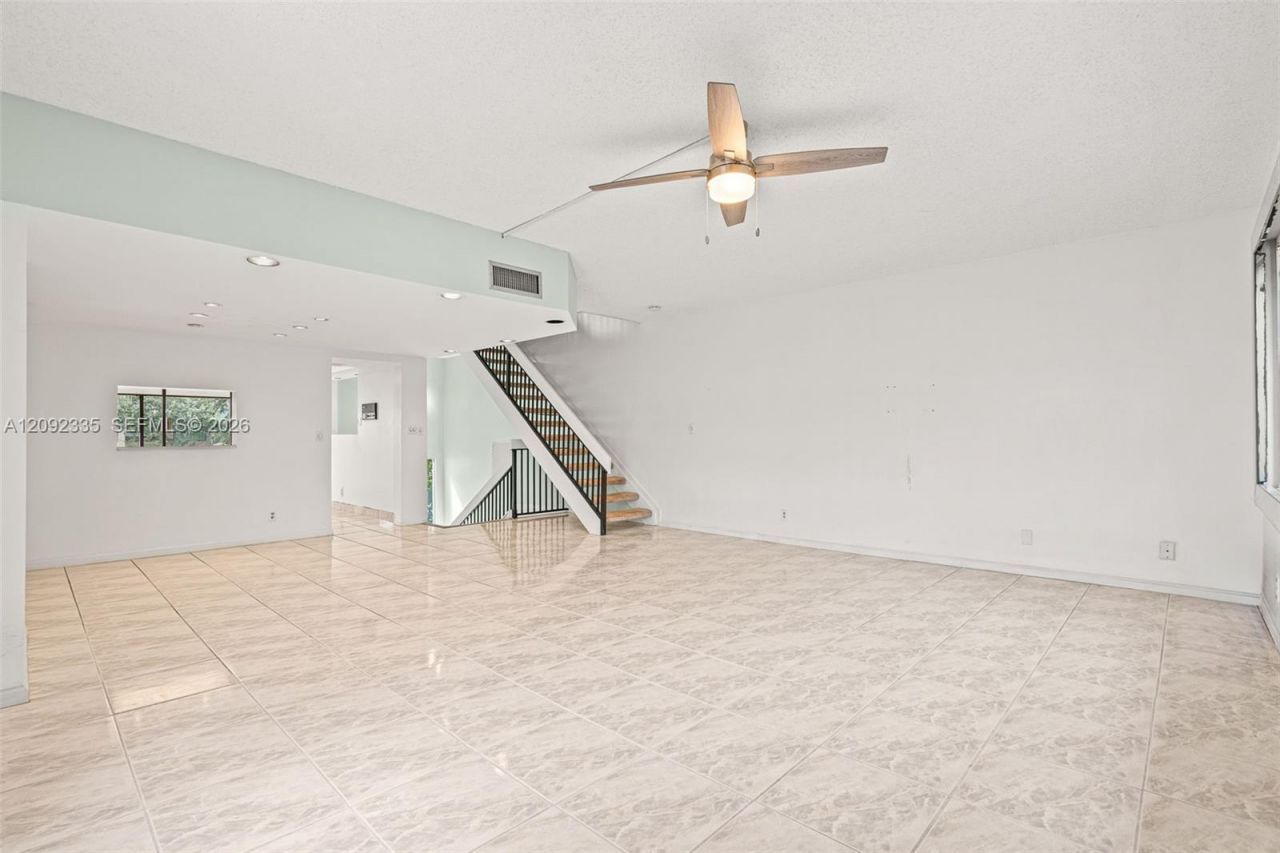 3225 NE 13th St , Unit 201, Pompano Beach, FL 33062 Photo