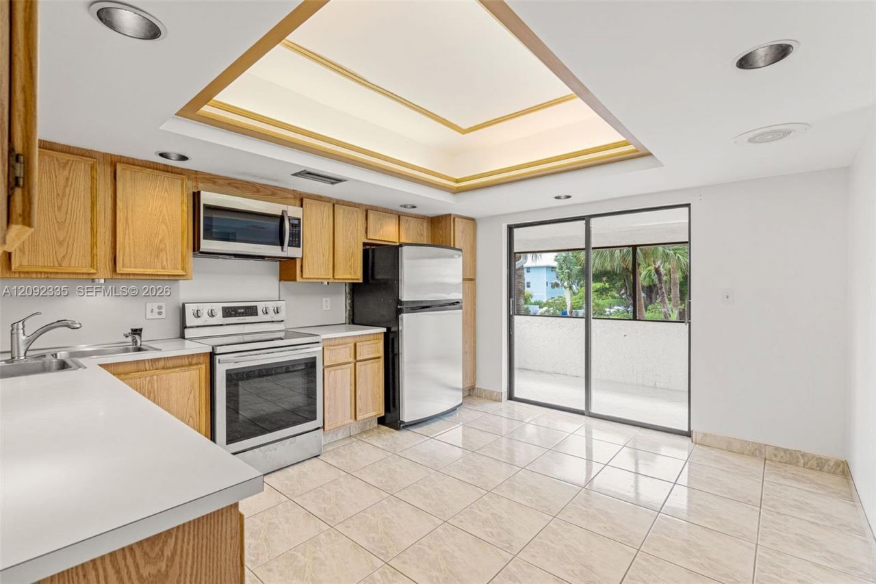 3225 NE 13th St , Unit 201, Pompano Beach, FL 33062 Photo