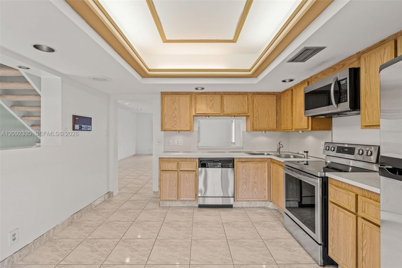 3225 NE 13th St , Unit 201, Pompano Beach, FL 33062 Photo