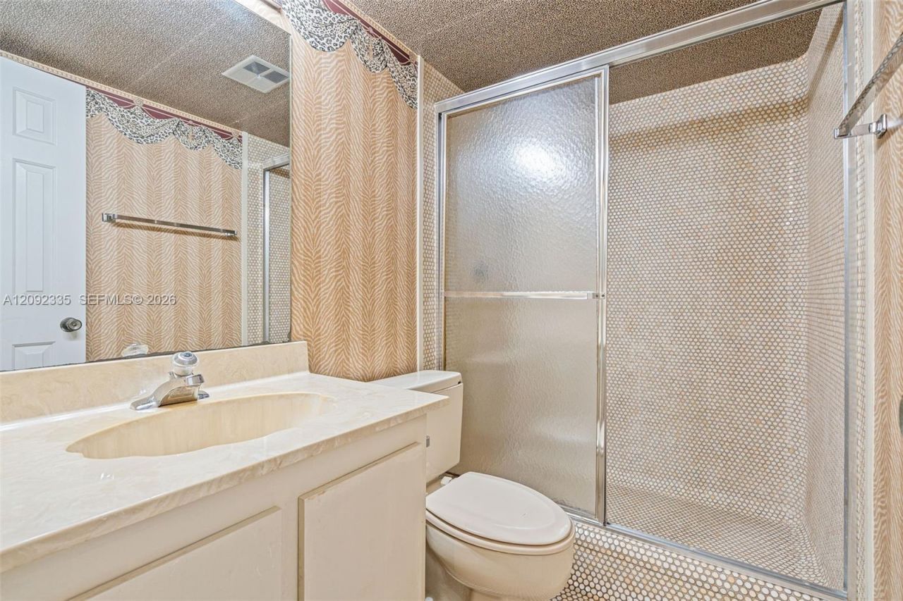 3225 NE 13th St , Unit 201, Pompano Beach, FL 33062 Photo