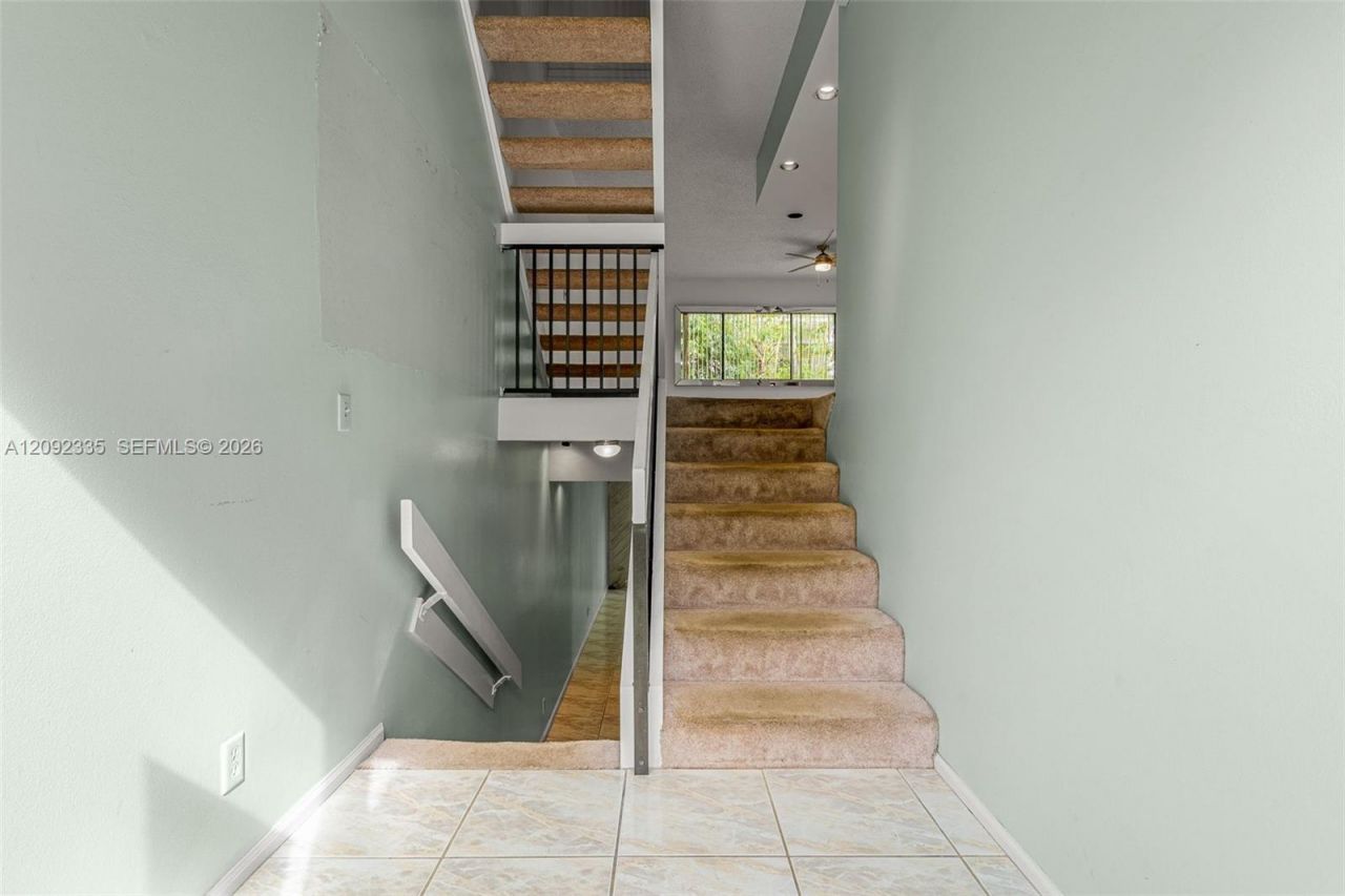 3225 NE 13th St , Unit 201, Pompano Beach, FL 33062 Photo
