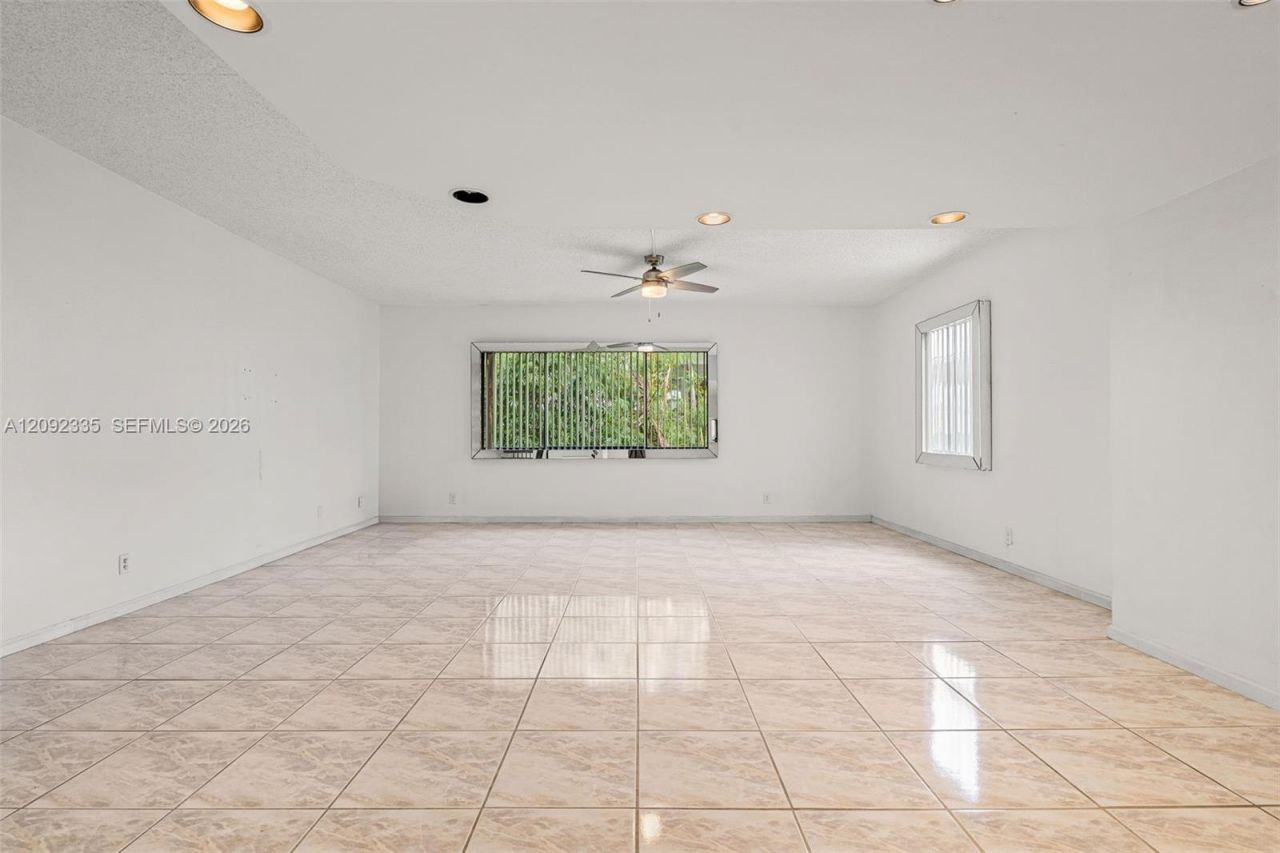 3225 NE 13th St , Unit 201, Pompano Beach, FL 33062 Photo