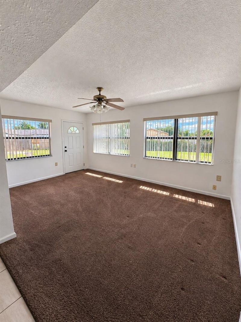 4068 Castlegate Drive, Orlando, FL 32839 Photo