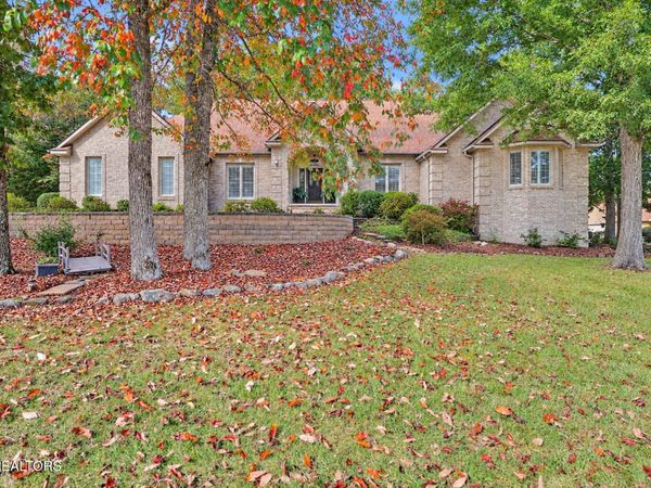 10 Creigmont Court, Crossville, TN 38558