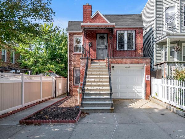1609 Colden Avenue, Bronx, NY 10462