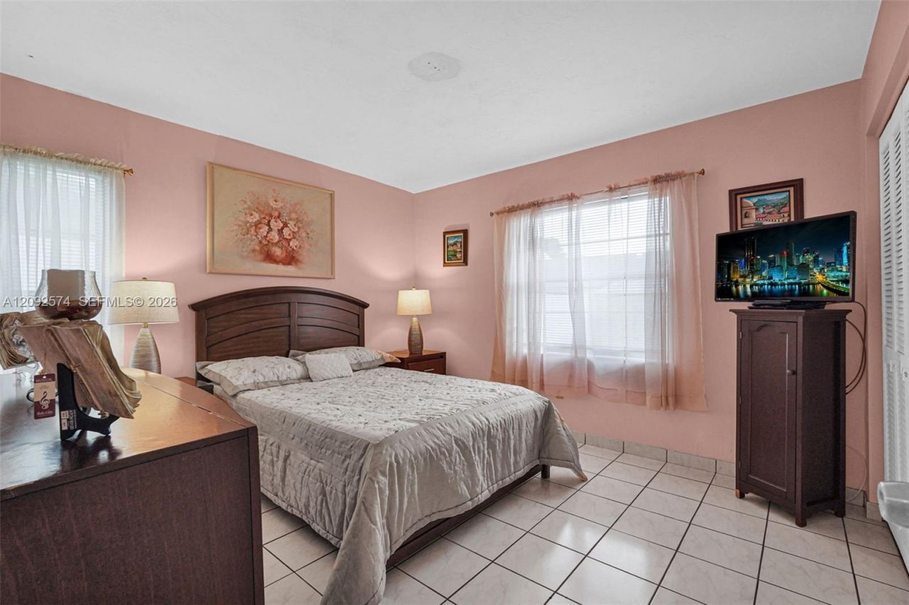 12334 SW 114th Ter, Miami, FL 33186 Photo
