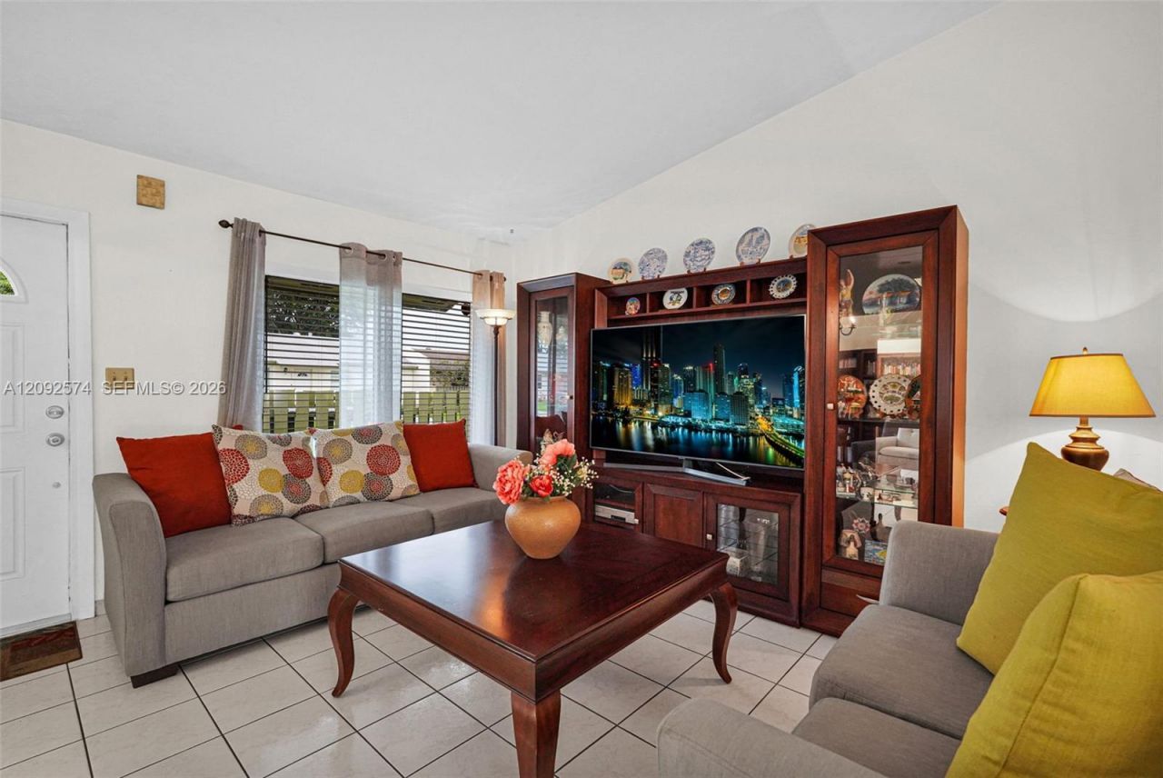 12334 SW 114th Ter, Miami, FL 33186 Photo