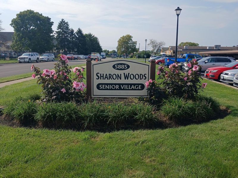 5885 Beechcroft Road, Unit 103, Columbus, OH 43229 Photo 2