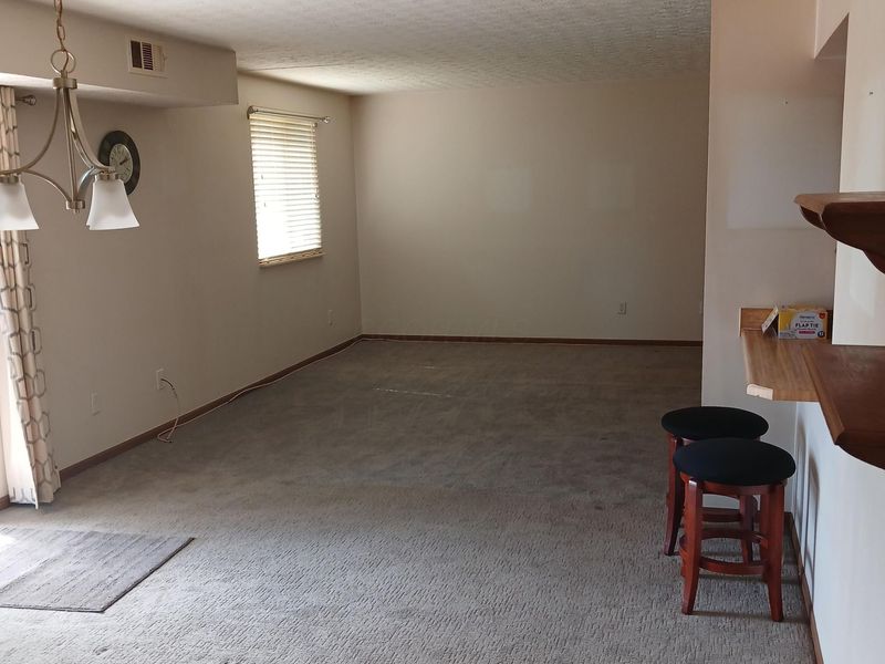 5885 Beechcroft Road, Unit 103, Columbus, OH 43229 Photo 6