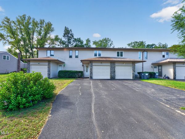 40 Velina Drive, Albany, NY 12203