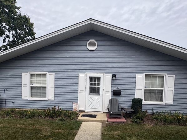 1453 Woodcutter Lane , Unit A, Wheaton, IL 60189