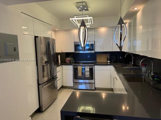 5401 Collins Ave, Unit 628, Miami Beach, FL 33140 Photo