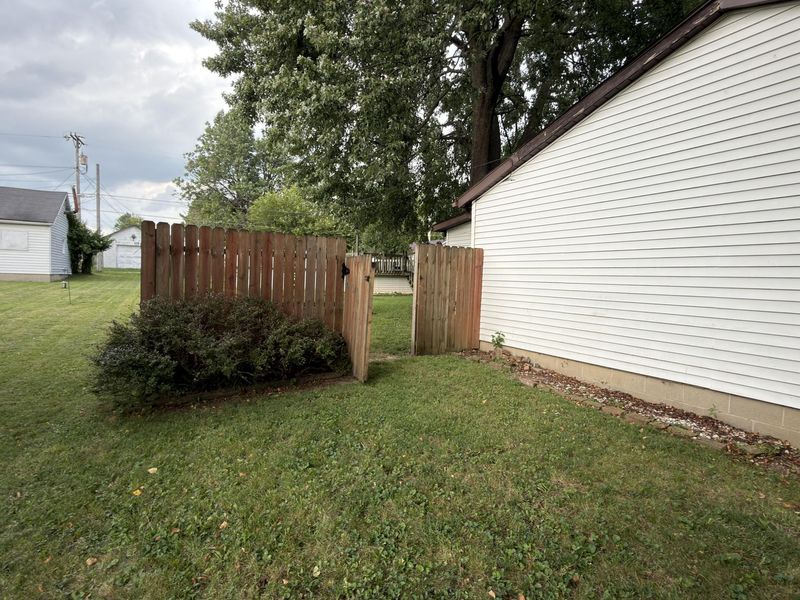 580 E Ward Street, Urbana, OH 43078 Photo 5