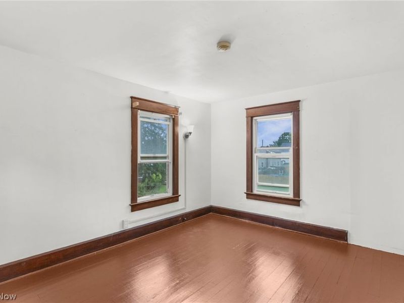 56 Spring Street, Struthers, OH 44471 Photo 11