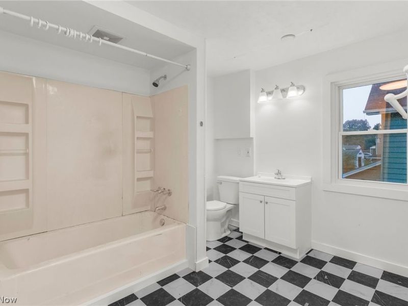 56 Spring Street, Struthers, OH 44471 Photo 17