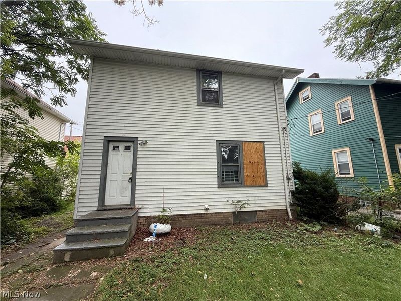 13809 Diana Avenue, Cleveland, OH 44110 Photo 2