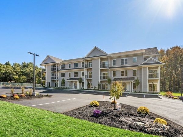 244 Main, Unit 101, Millis, MA 02054