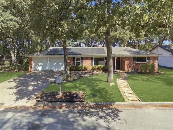 1312 Kathryn Street, Hurst, TX 76053