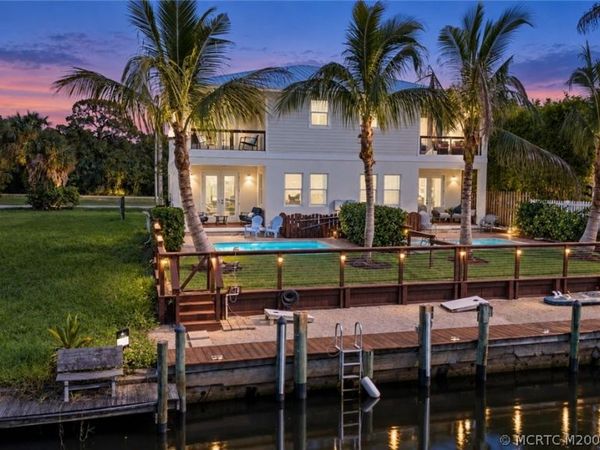 3999 SE Barcelona Street , Stuart, FL 34997
