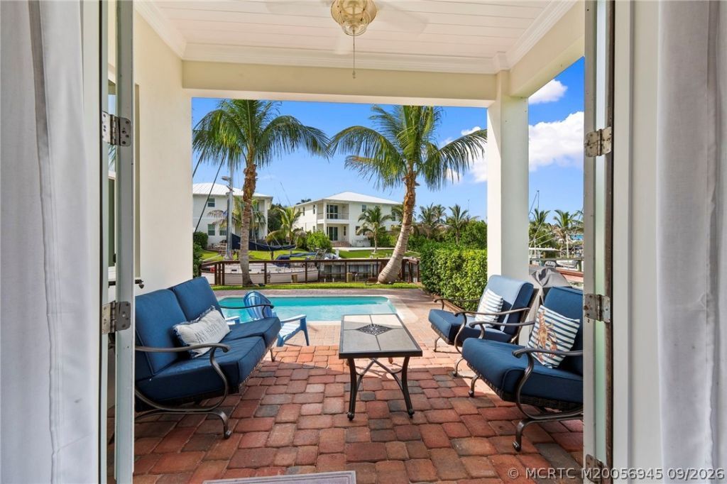 3999 SE Barcelona Street , Stuart, FL 34997 Photo