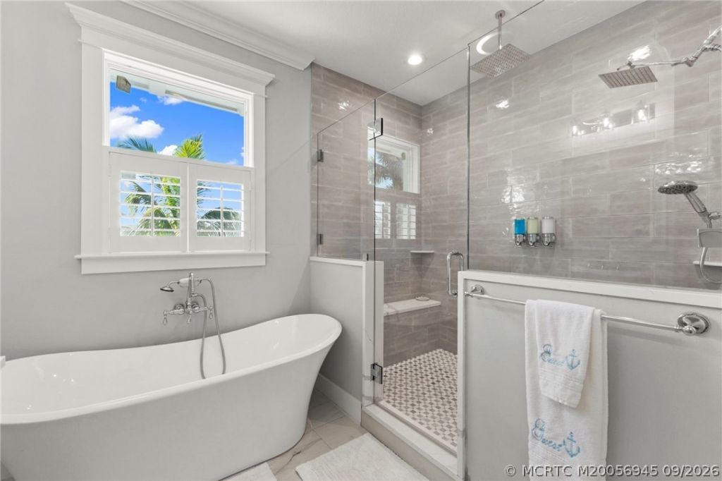 3999 SE Barcelona Street , Stuart, FL 34997 Photo