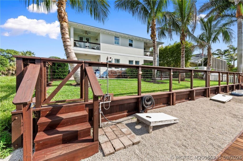 3999 SE Barcelona Street , Stuart, FL 34997 Photo