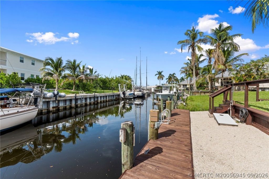 3999 SE Barcelona Street , Stuart, FL 34997 Photo