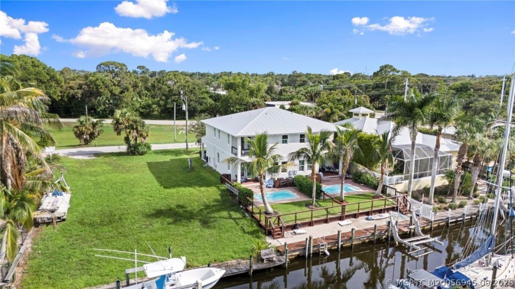 3999 SE Barcelona Street , Stuart, FL 34997 Photo