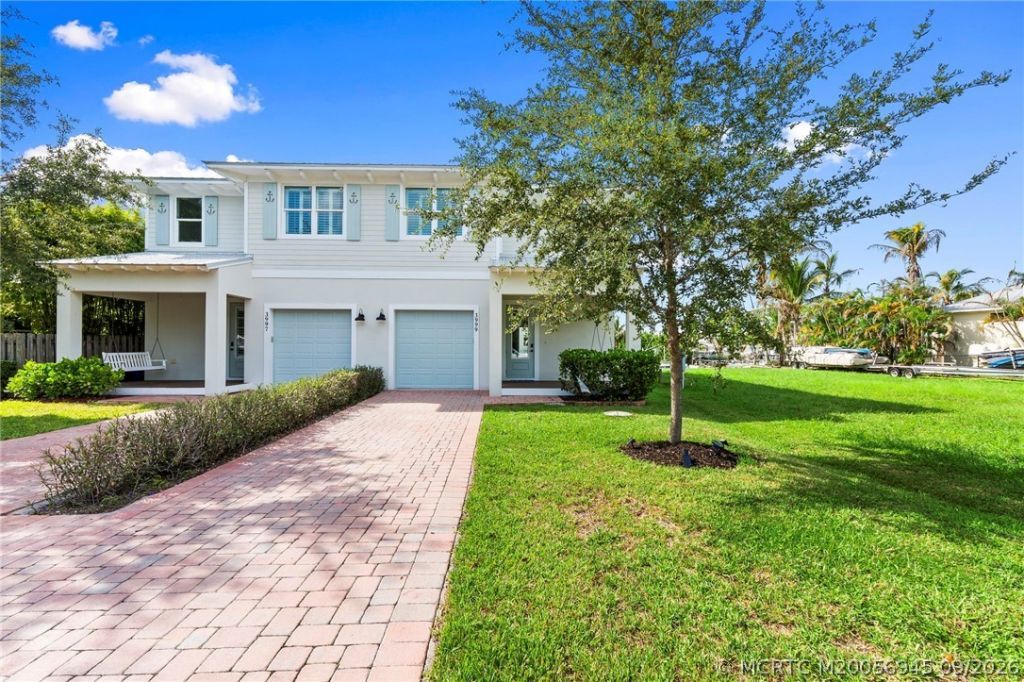 3999 SE Barcelona Street , Stuart, FL 34997 Photo
