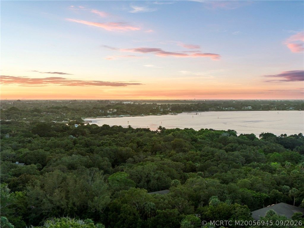 3999 SE Barcelona Street , Stuart, FL 34997 Photo