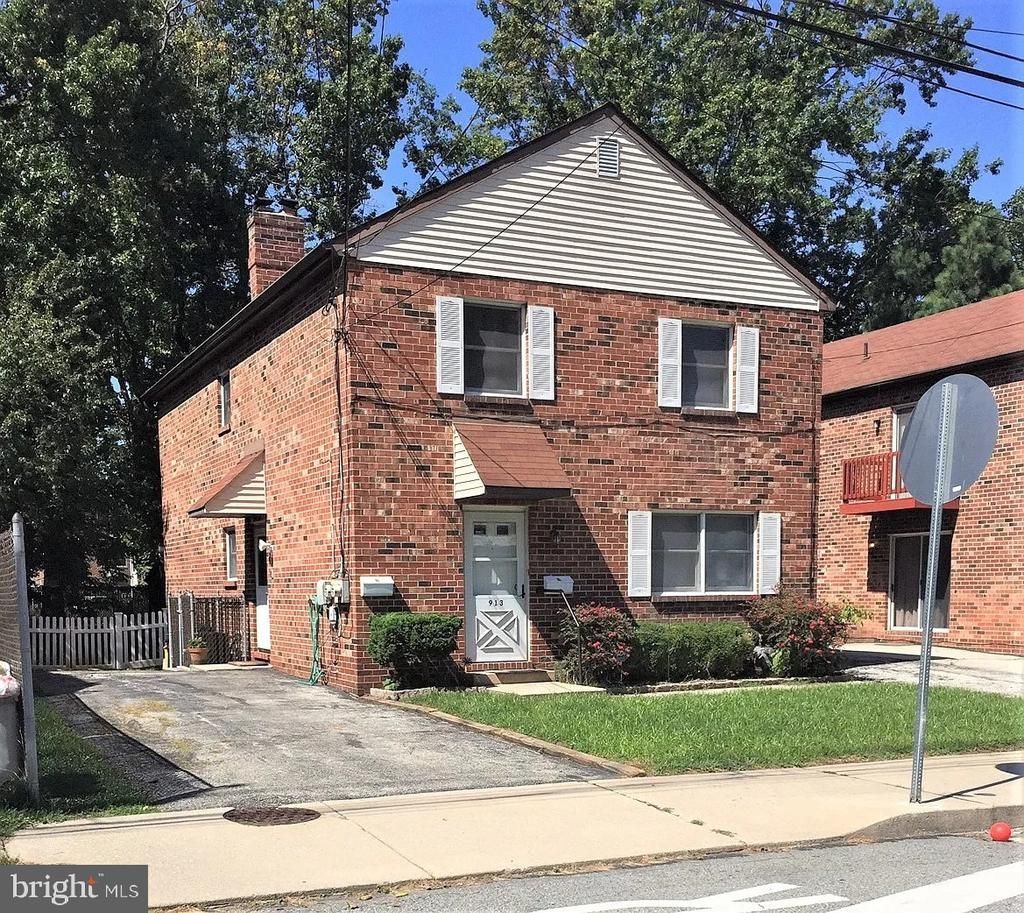913 CHESTNUT STREET , COLLINGDALE, PA 19023