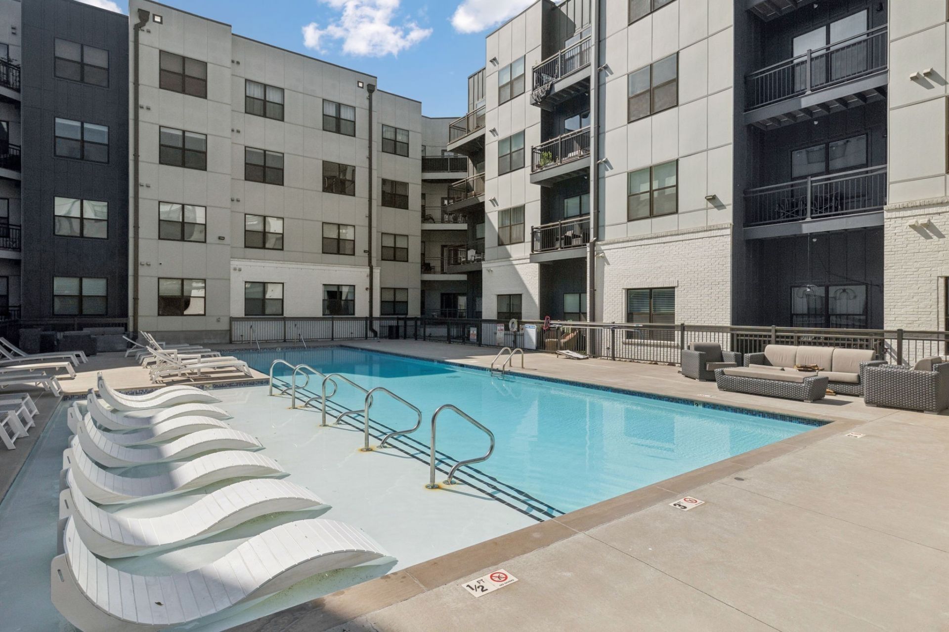 1677 54th Ave N, Unit 217, Nashville, TN 37209 Main Photo