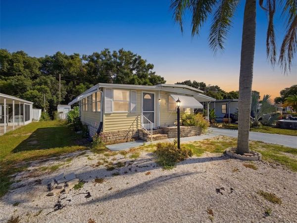 6601 KUMQUAT DRIVE , NEW PORT RICHEY, FL 34653