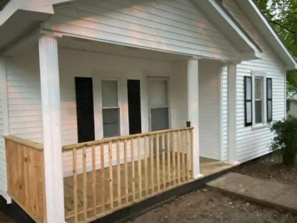 424 Jones St , Pulaski, TN 38478