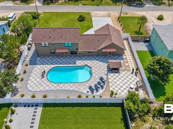 13622 Canal Drive, Pensacola, FL 32507