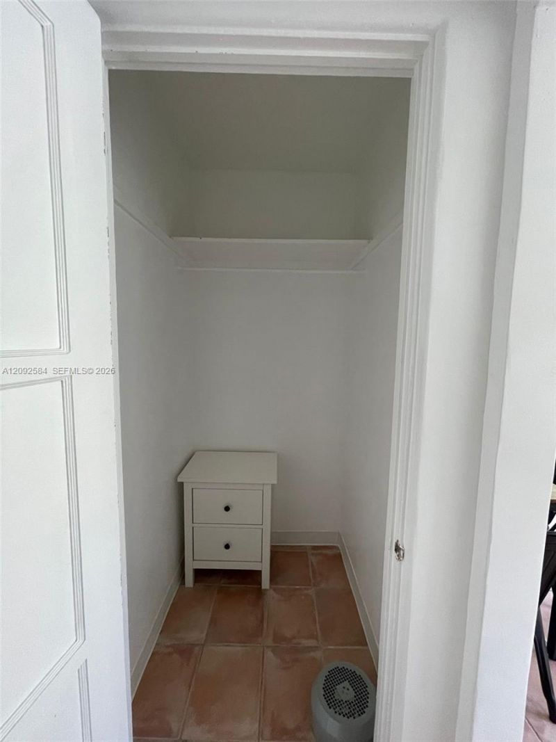 1018 W 47th St , Unit 1, Miami Beach, FL 33140 Photo