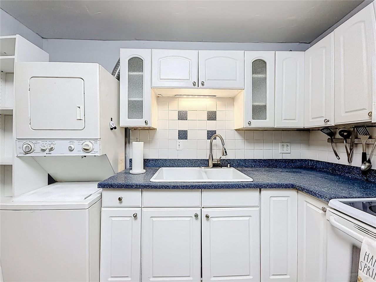 5396 4th Street N, Unit 105, Saint Petersburg, FL 33703 Photo