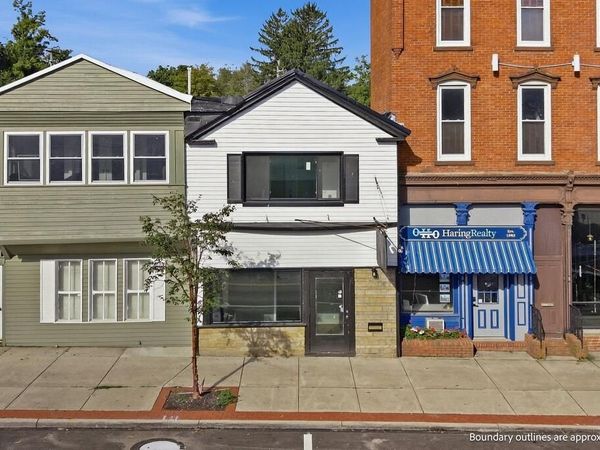 100 Main, Bellville, OH 44813